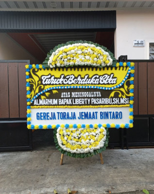 Papan Bunga Duka di Pangkajene Kepulauan